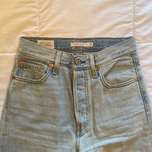 Levi’s Ribcage jean